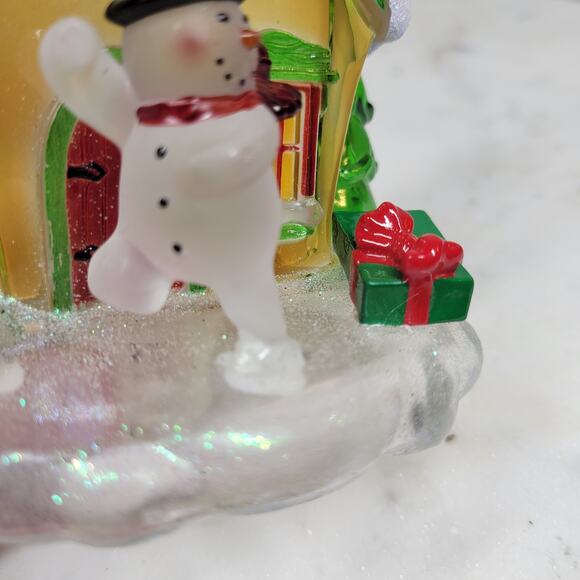 Snowman Nightlight 7W Plug In Light Switch 3-D Plastic Christmas Holiday Decor - Picture 2 of 13